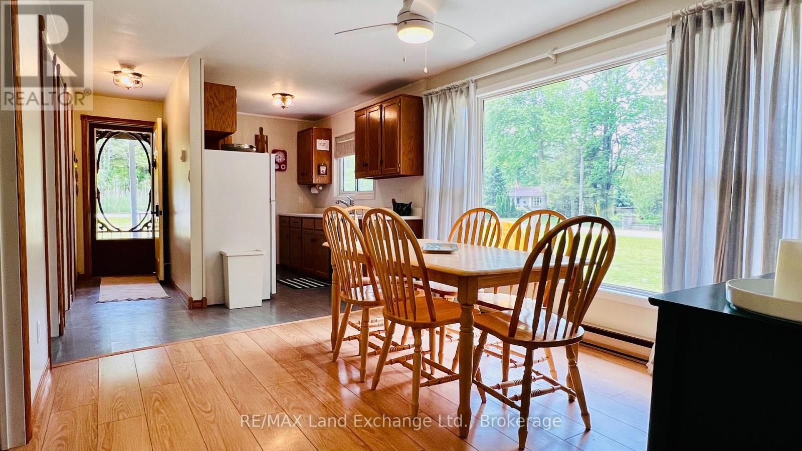 401 Oki Court, Huron-Kinloss, Ontario  N2Z 2X3 - Photo 9 - X12220802