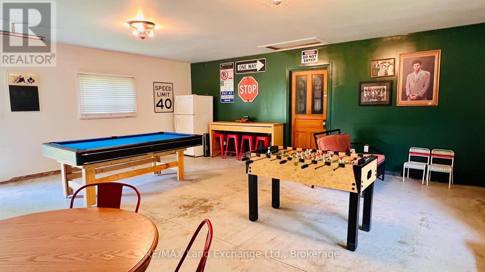 401 Oki Court, Huron-Kinloss, Ontario  N2Z 2X3 - Photo 23 - X12220802