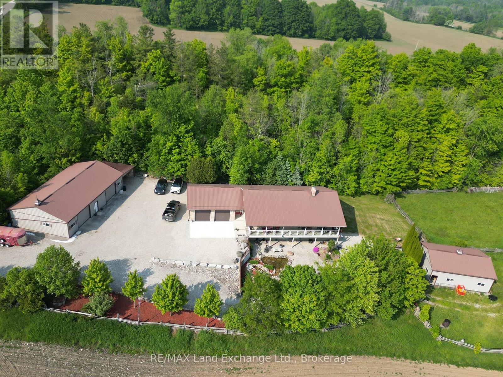 390 PARADISE LAKE STREET, Huron-Kinloss, Ontario