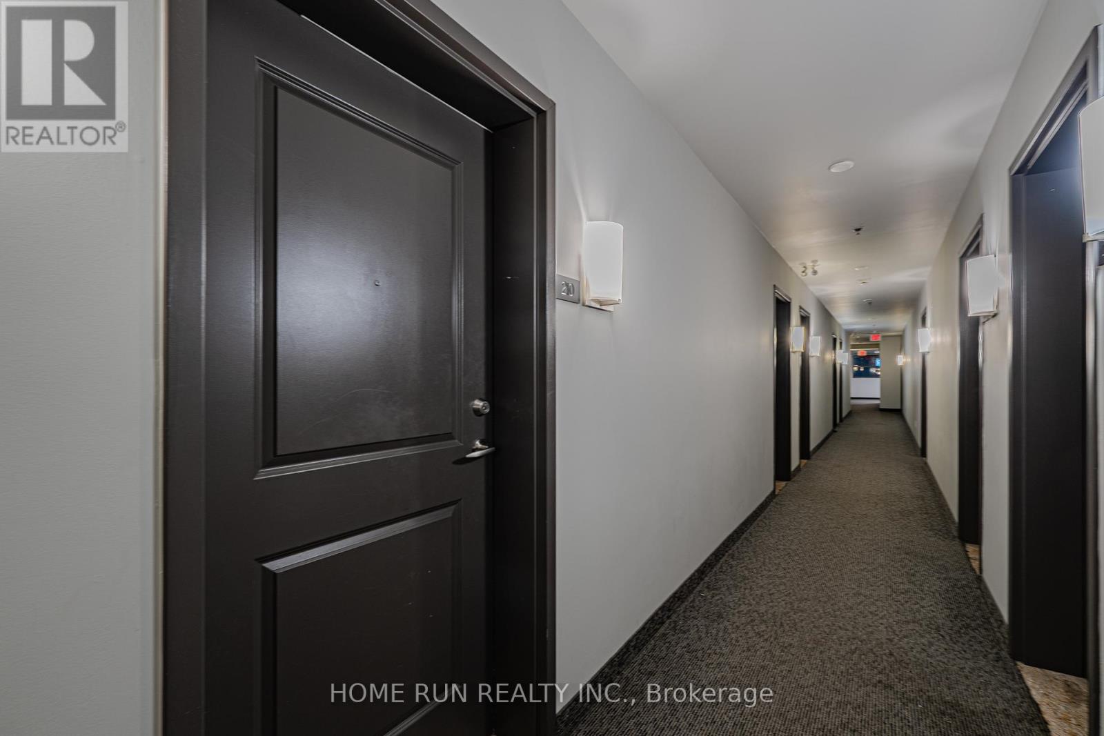 210 - 429 Kent Street, Ottawa, Ontario  K2P 1B5 - Photo 17 - X12375434