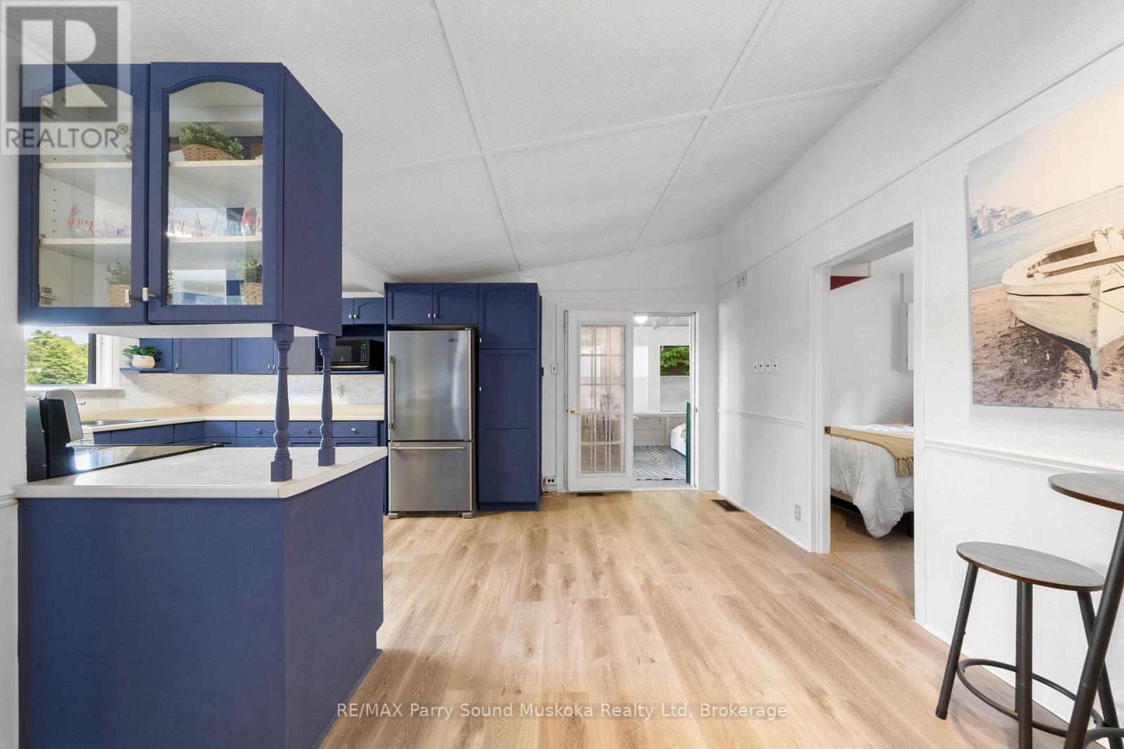 13 Shady Lane, Seguin, Ontario  P2A 0B2 - Photo 7 - X12375380