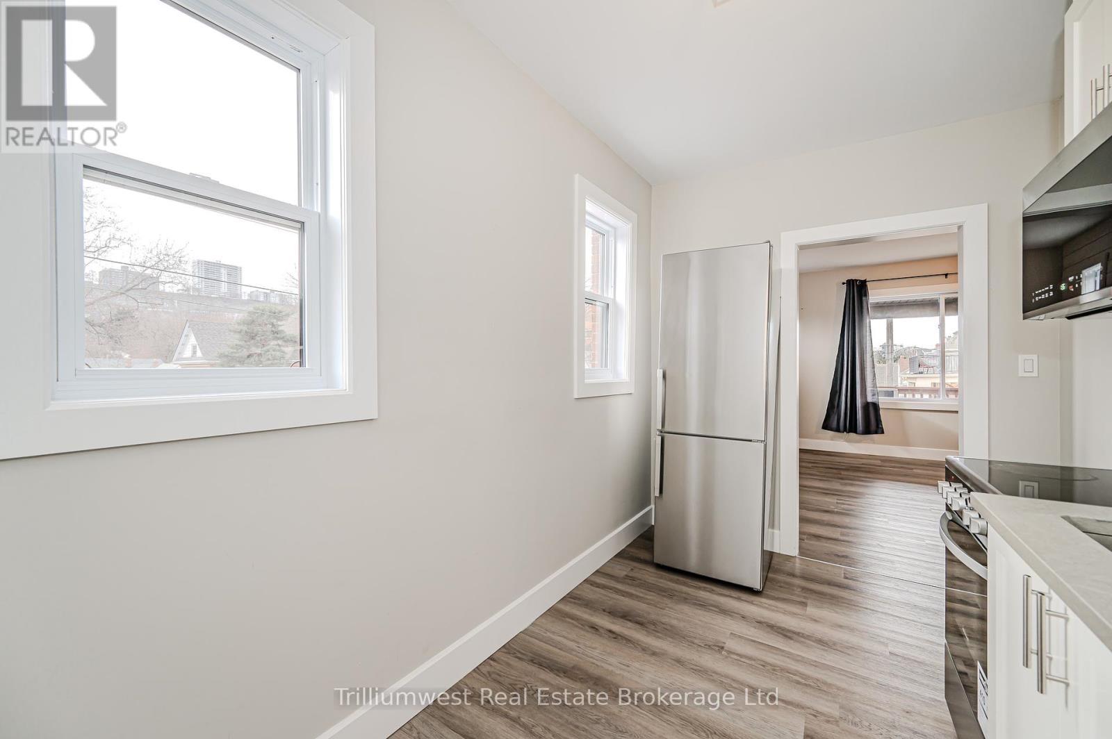 41 Albert Street, Hamilton, Ontario  L8M 2Y1 - Photo 24 - X12375395