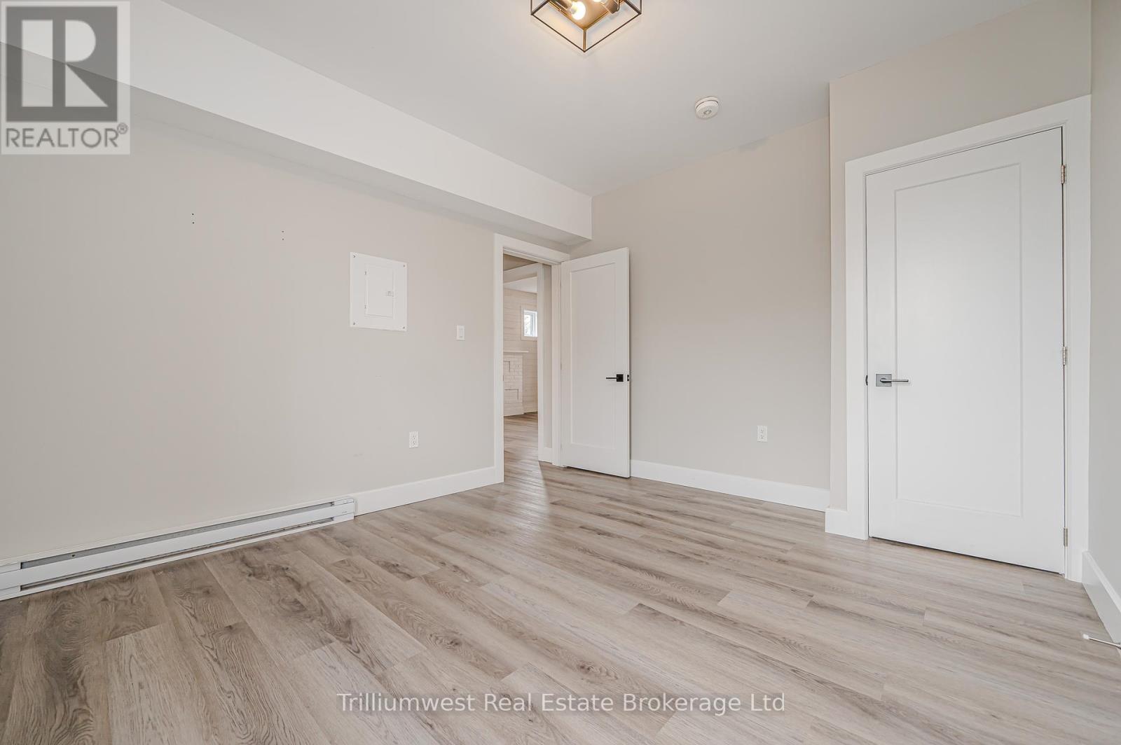 41 Albert Street, Hamilton, Ontario  L8M 2Y1 - Photo 28 - X12375395