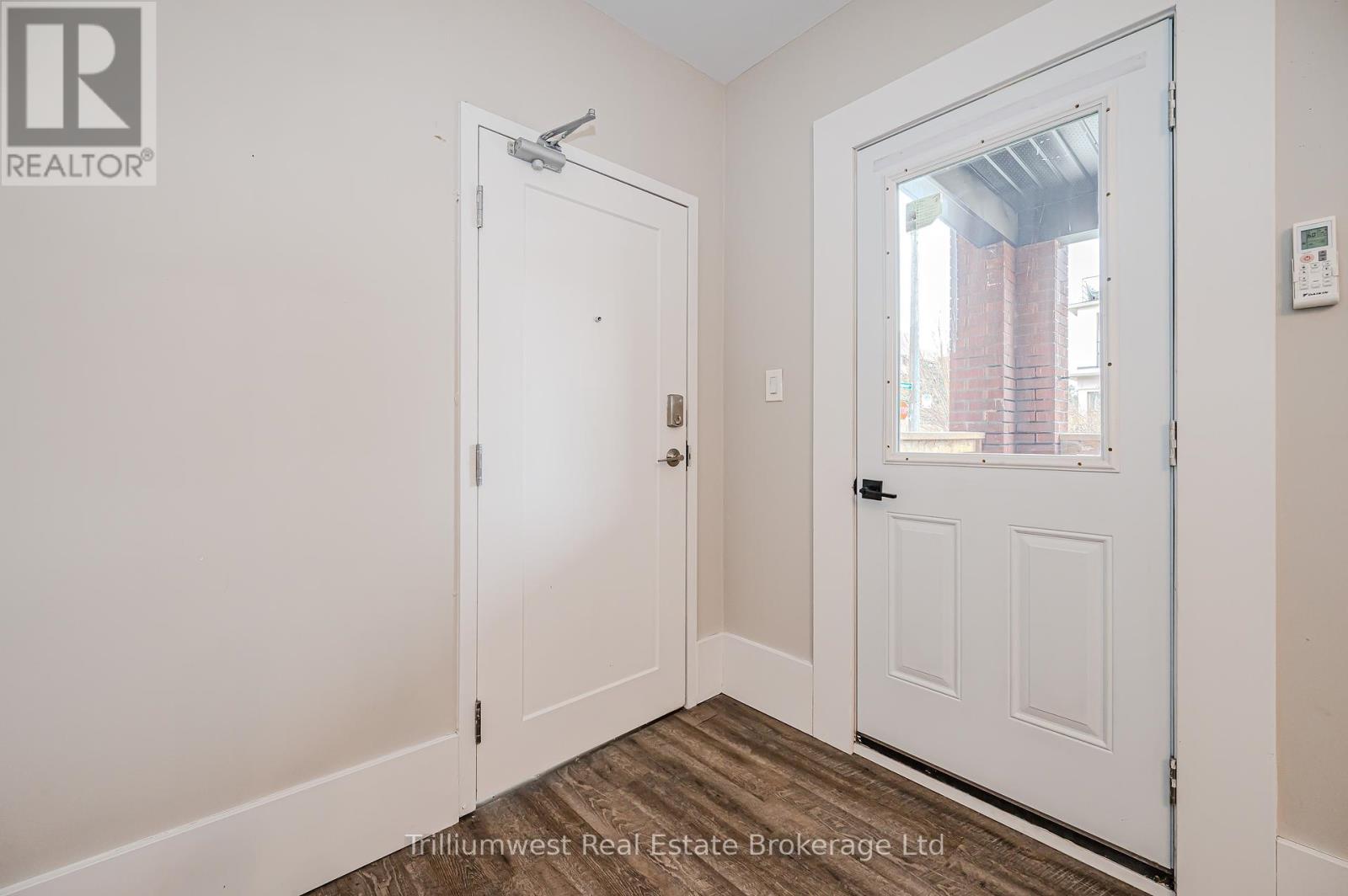 41 Albert Street, Hamilton, Ontario  L8M 2Y1 - Photo 7 - X12375395