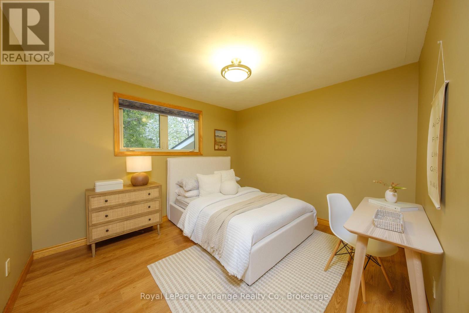 128 Waterloo Street, Huron-Kinloss, Ontario  N2Z 0C7 - Photo 15 - X12375397