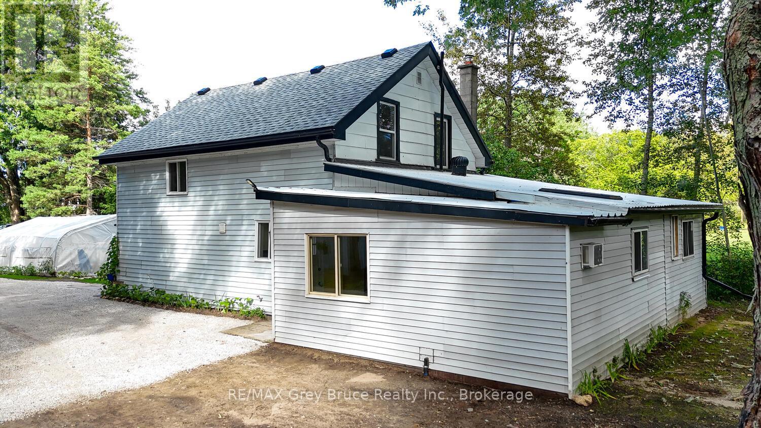 243 Queen Street W, South Bruce Peninsula, Ontario  N0H 1P0 - Photo 19 - X12375421