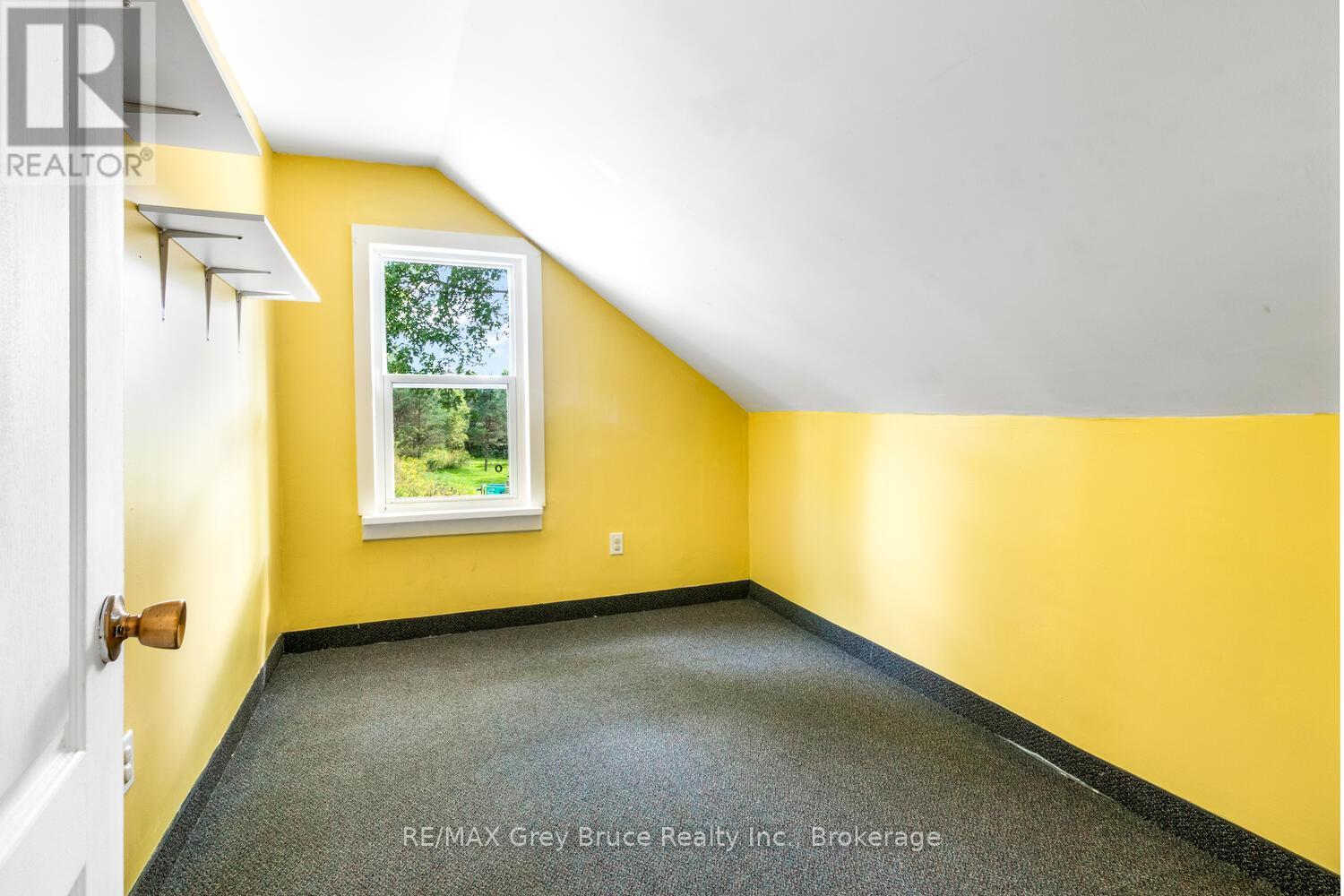243 Queen Street W, South Bruce Peninsula, Ontario  N0H 1P0 - Photo 26 - X12375421