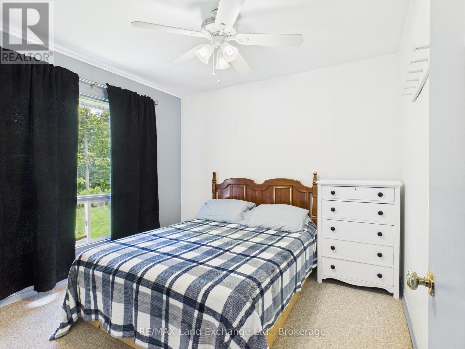 702 Yosacha Place, Huron-Kinloss, Ontario  N2Z 2X3 - Photo 13 - X12375426