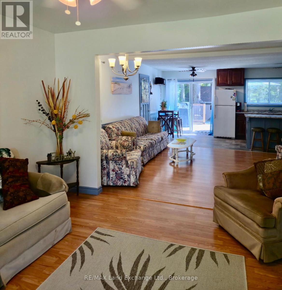 702 Yosacha Place, Huron-Kinloss, Ontario  N2Z 2X3 - Photo 20 - X12375426