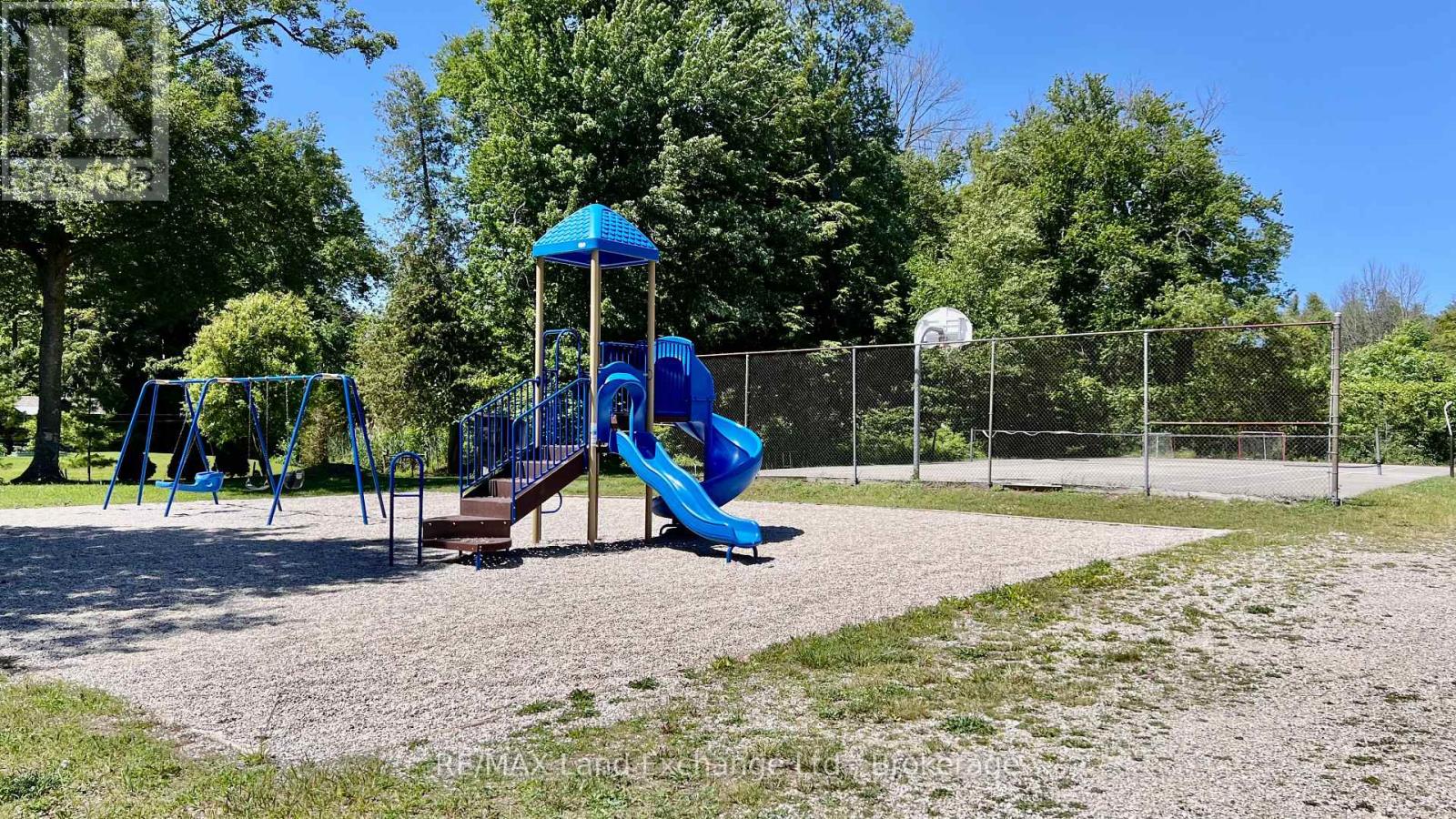 702 Yosacha Place, Huron-Kinloss, Ontario  N2Z 2X3 - Photo 30 - X12375426