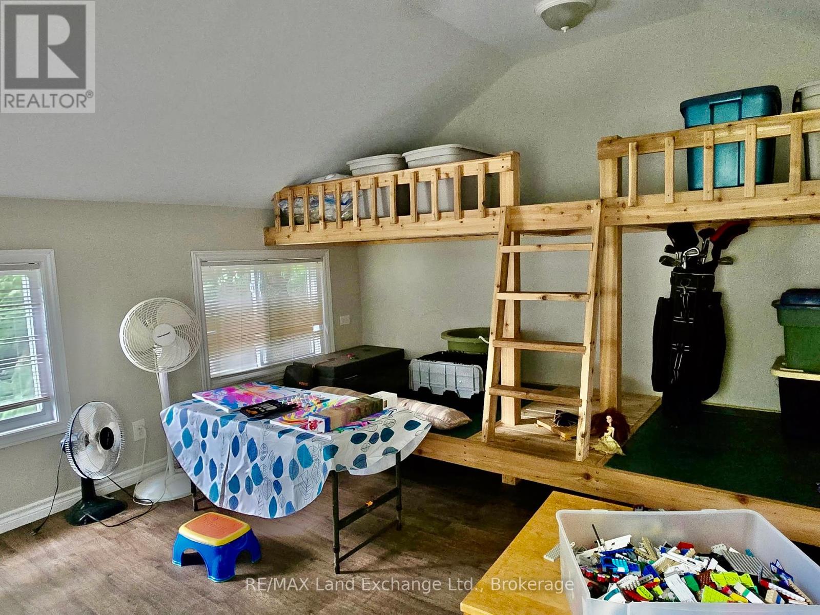 702 Yosacha Place, Huron-Kinloss, Ontario  N2Z 2X3 - Photo 8 - X12375426