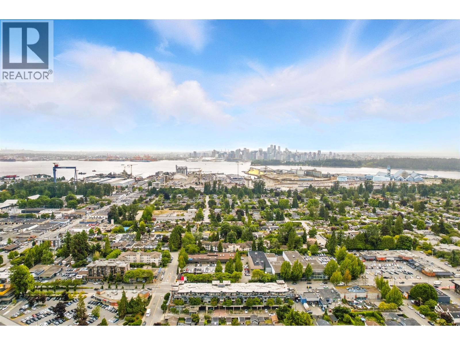 215 1330 Marine Drive, North Vancouver, British Columbia  V7P 1T4 - Photo 32 - R3042179