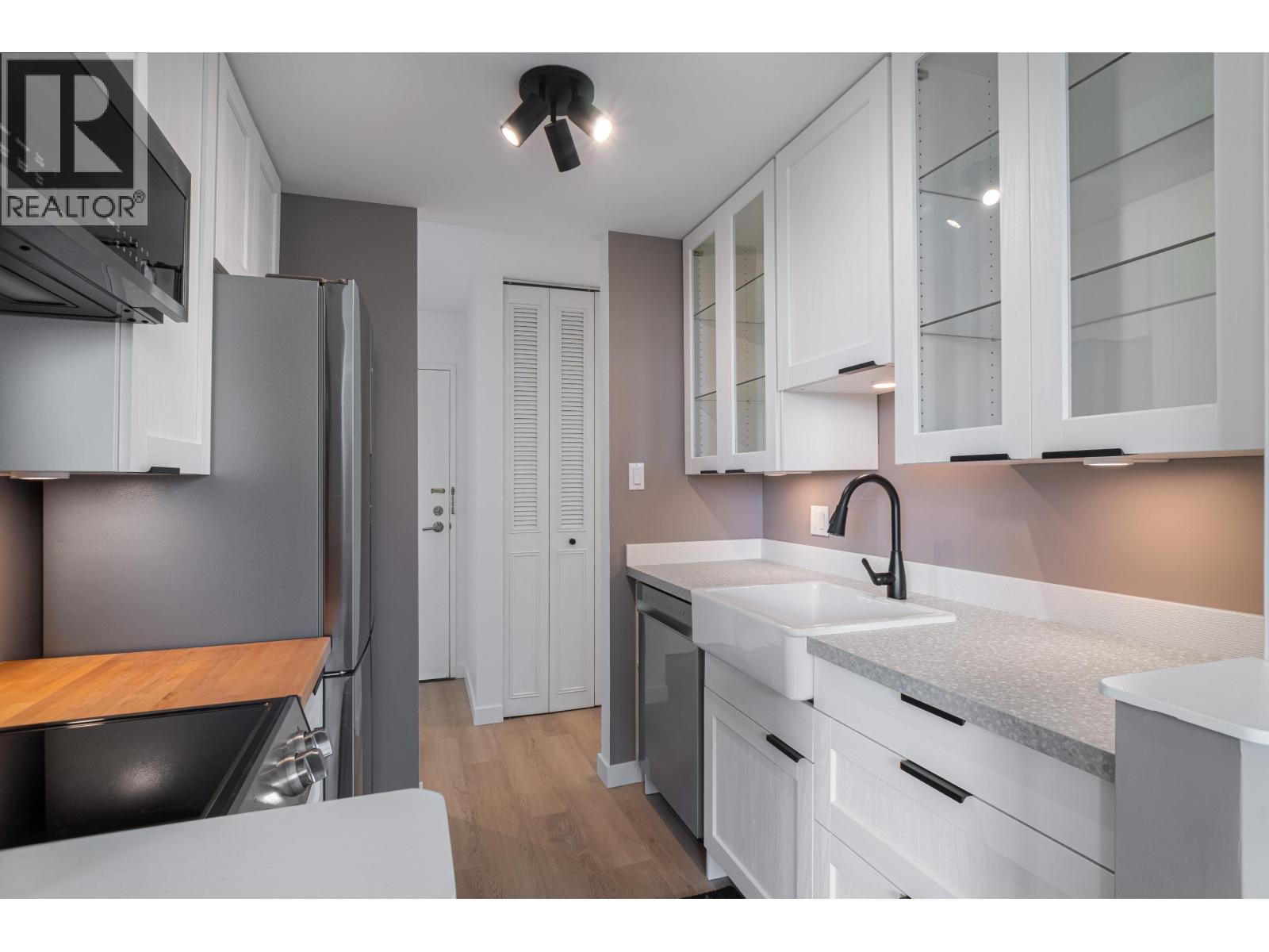 303 444 Lonsdale Avenue, North Vancouver, British Columbia  V7M 3H5 - Photo 14 - R3042190
