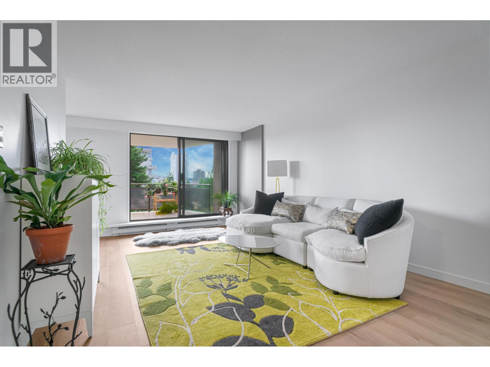 303 444 Lonsdale Avenue, North Vancouver, British Columbia  V7M 3H5 - Photo 4 - R3042190