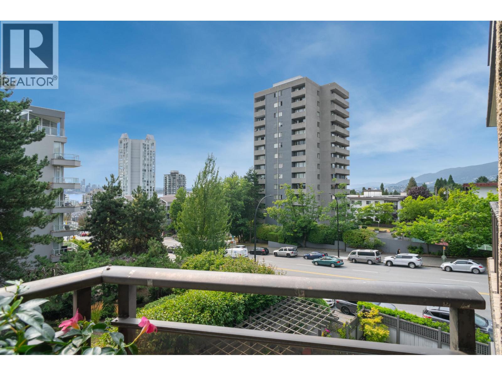 303 444 Lonsdale Avenue, North Vancouver, British Columbia  V7M 3H5 - Photo 9 - R3042190