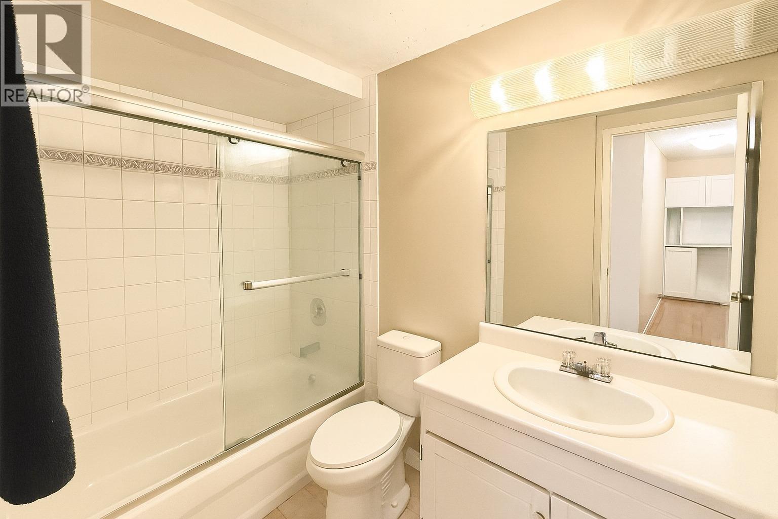 217 8120 Colonial Drive, Richmond, British Columbia  V7C 4V2 - Photo 6 - R3042192