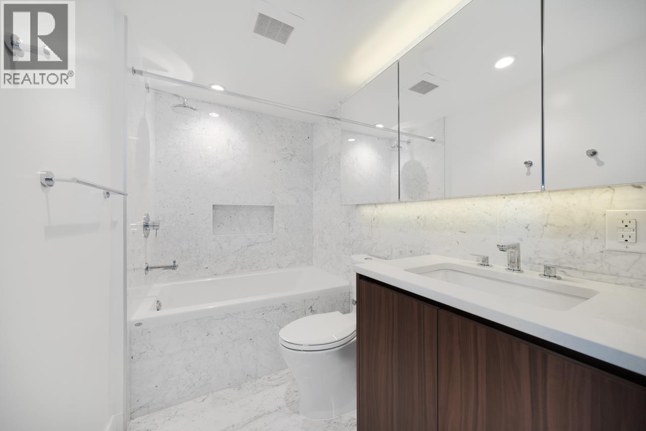 1517 1768 Cook Street, Vancouver, British Columbia  V5Y 3J6 - Photo 11 - R3042216