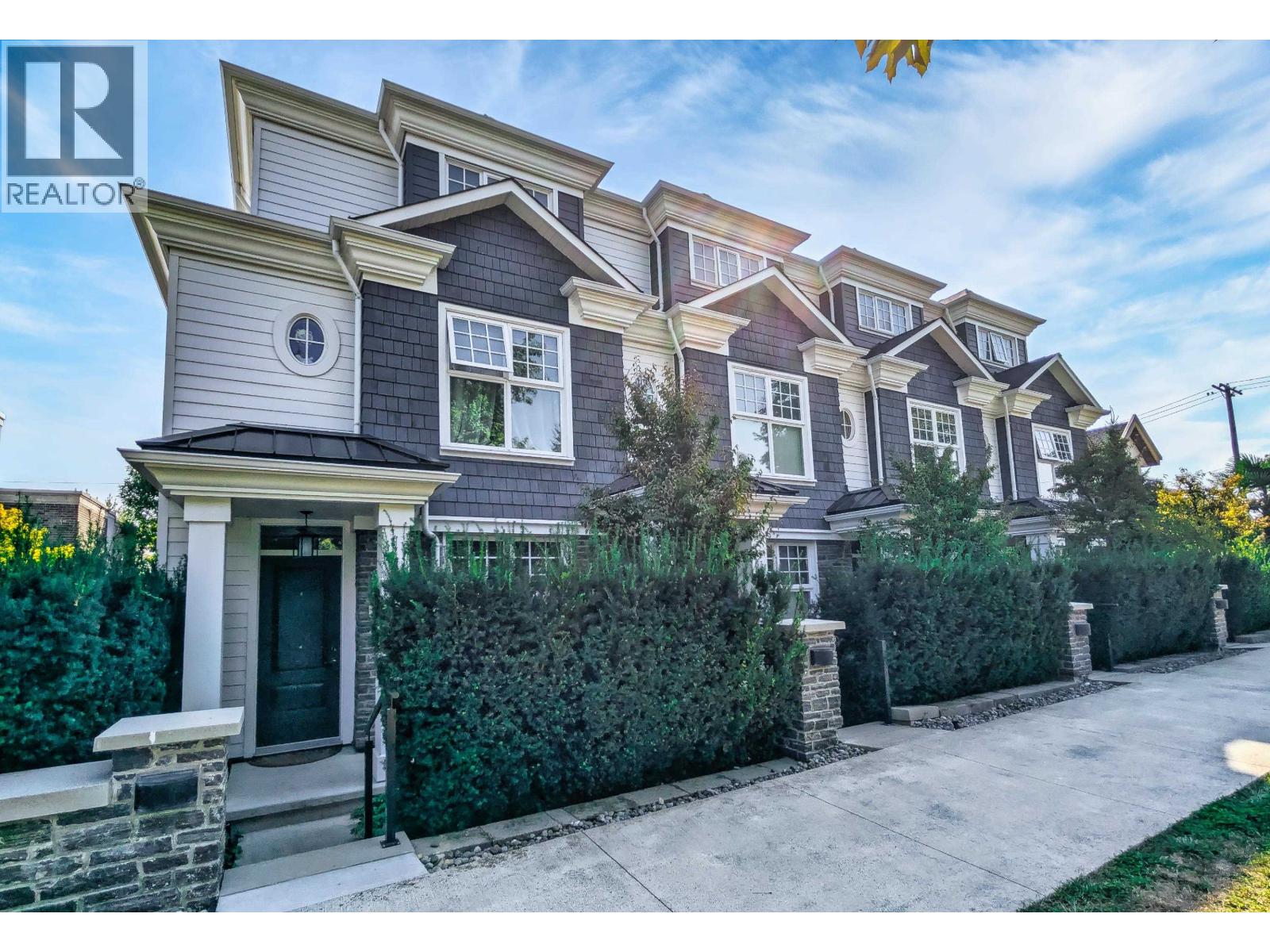 276 W 62nd Avenue, Vancouver, British Columbia  V5X 0H1 - Photo 3 - R3042237