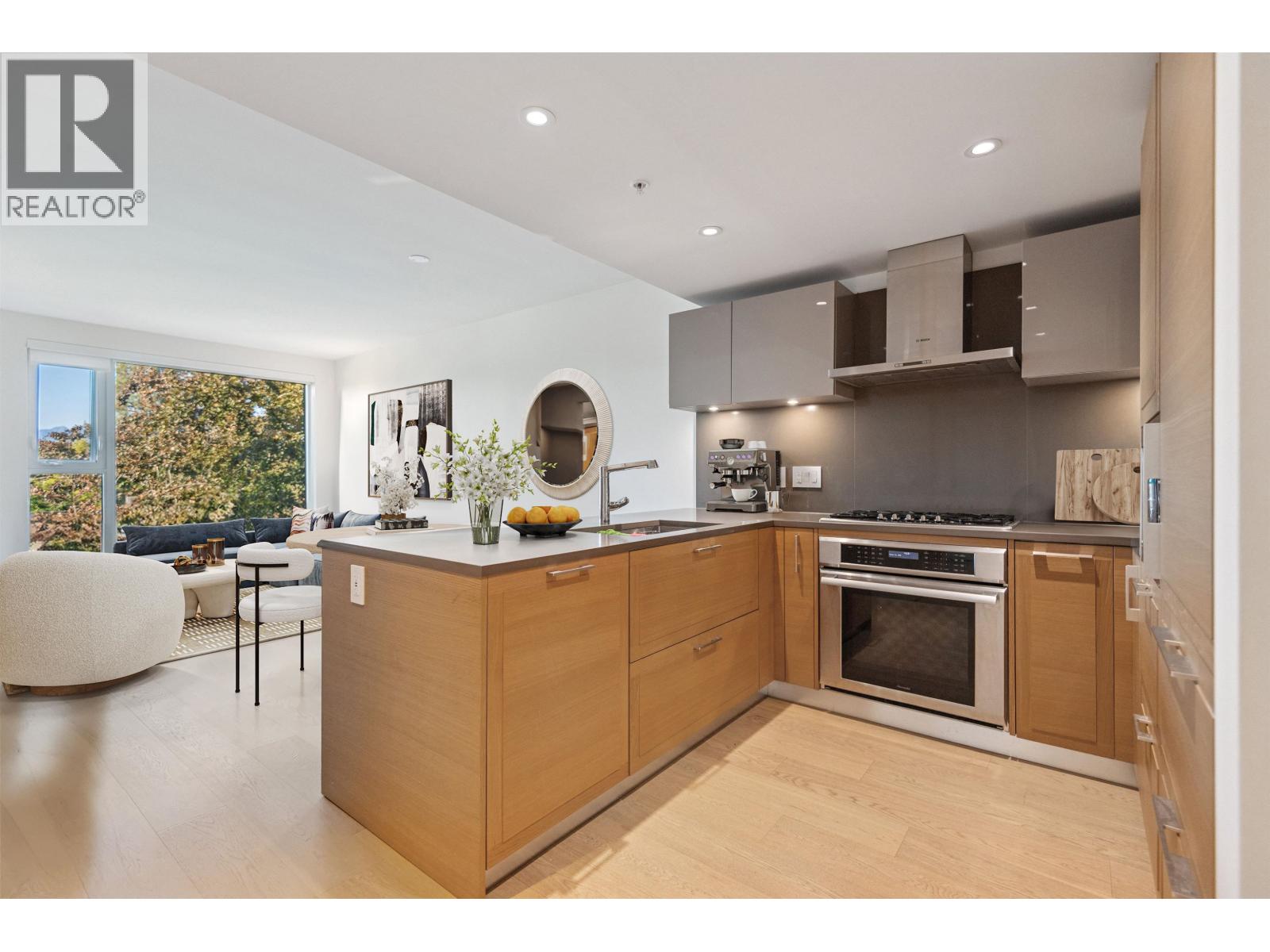 901 7228 Adera Street, Vancouver, British Columbia  V6P 0H8 - Photo 5 - R3042238