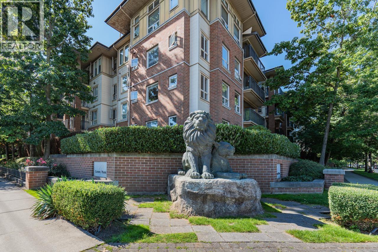 6207 5117 GARDEN CITY ROAD, Richmond, British Columbia