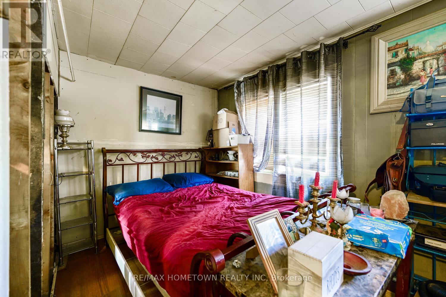 44 Stewart Boulevard, Brockville, Ontario  K6V 4W1 - Photo 14 - X12375398
