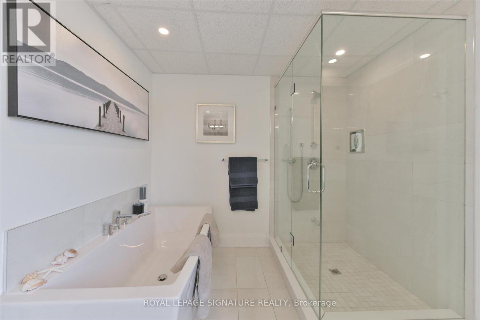 115 High Street W, Mississauga, Ontario  L5H 1K4 - Photo 22 - W12311794