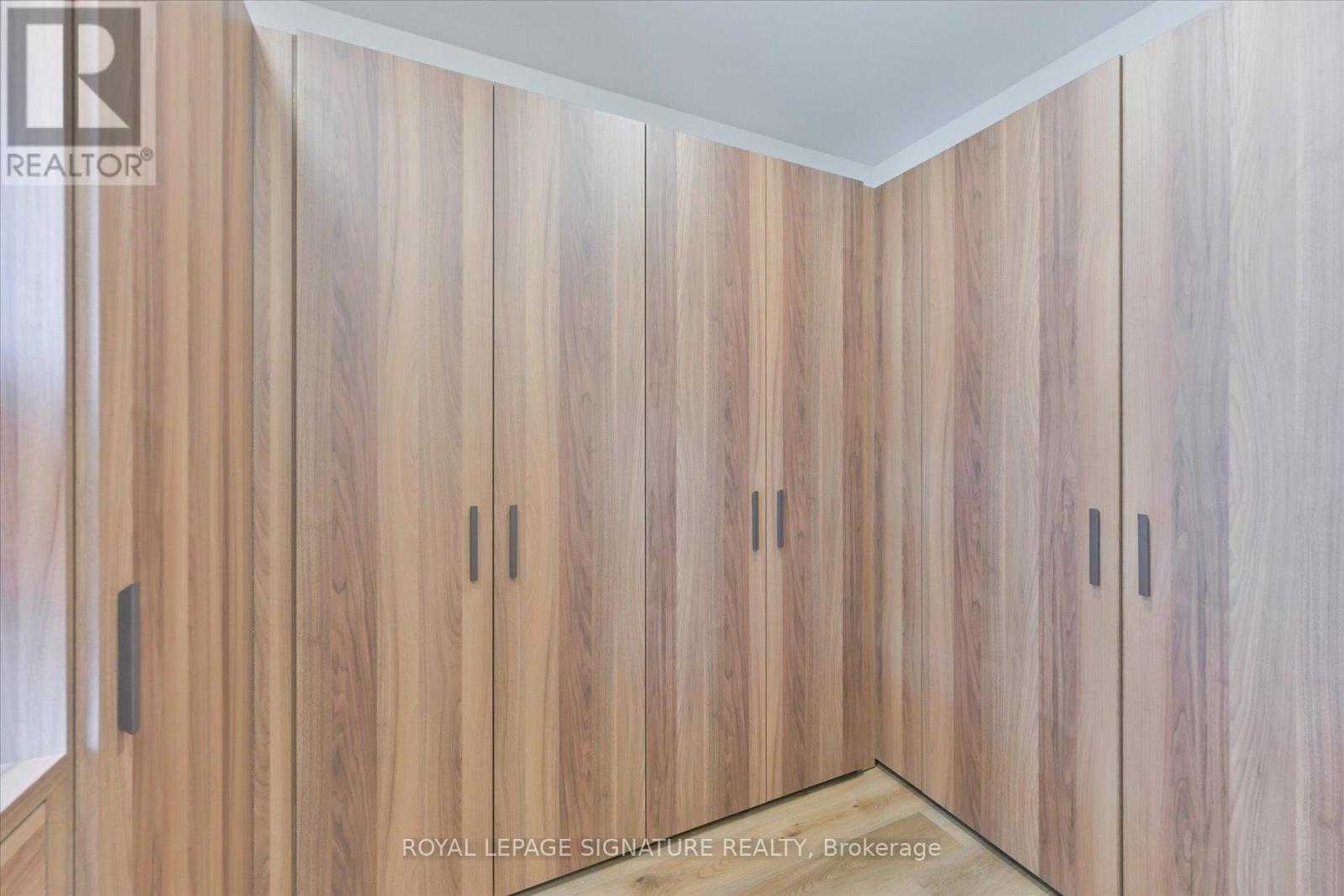 115 High Street W, Mississauga, Ontario  L5H 1K4 - Photo 20 - W12311794