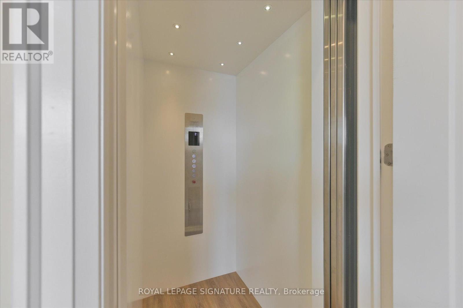 115 High Street W, Mississauga, Ontario  L5H 1K4 - Photo 15 - W12311794
