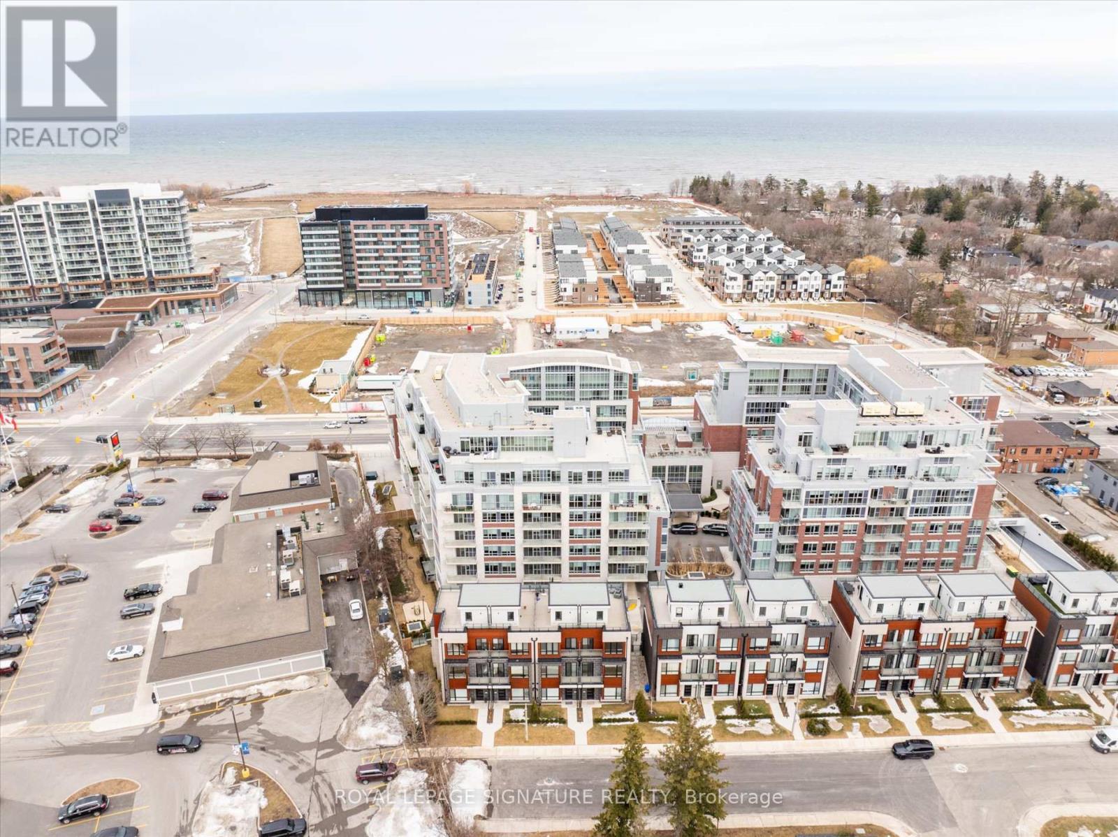 115 High Street W, Mississauga, Ontario  L5H 1K4 - Photo 4 - W12311794