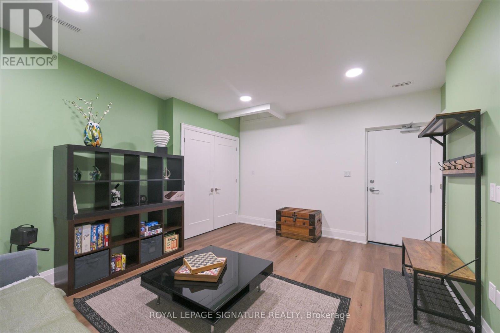 115 High Street W, Mississauga, Ontario  L5H 1K4 - Photo 37 - W12311794