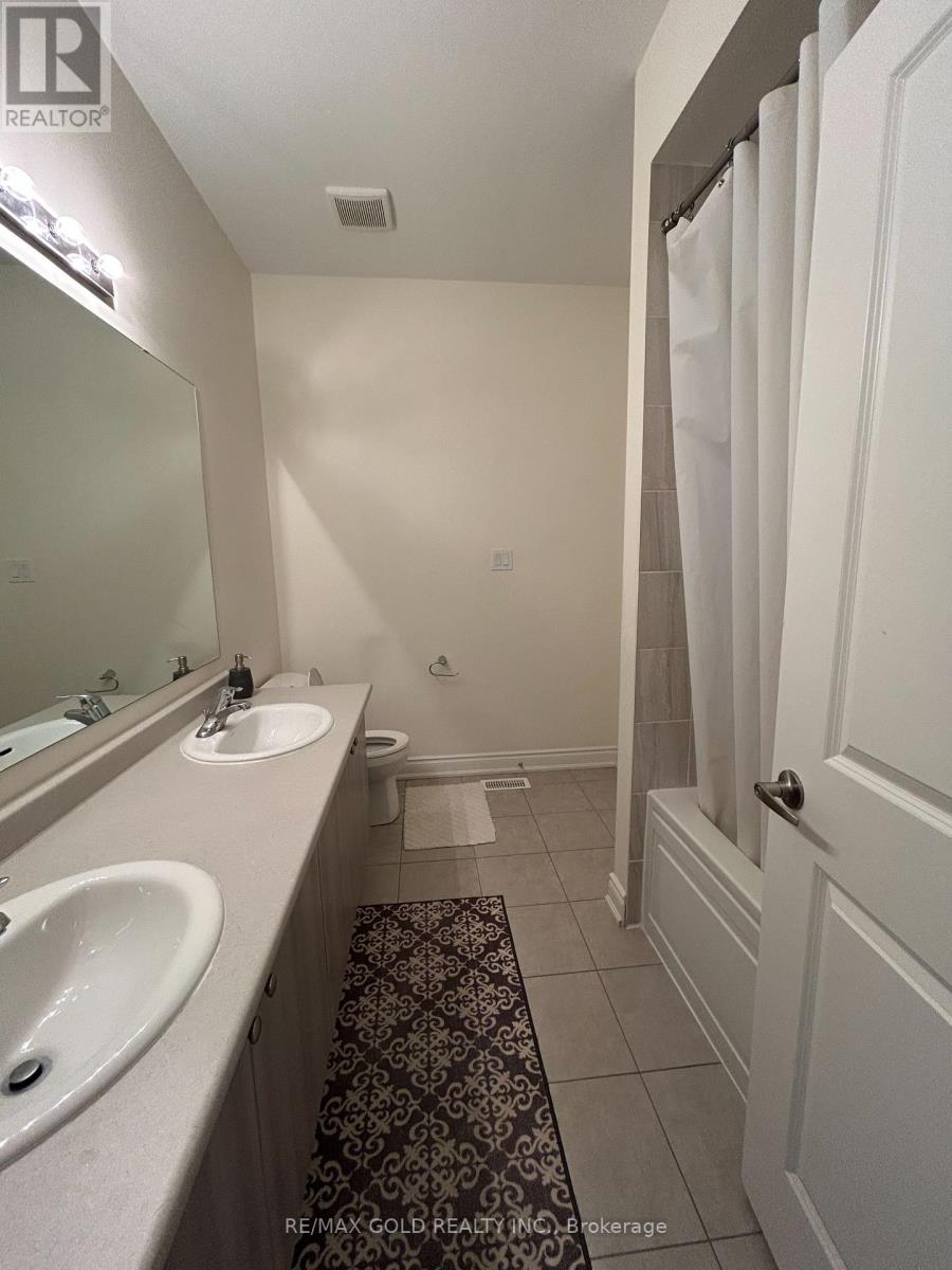 3318 Millicent Avenue, Oakville, Ontario  L6H 0Z8 - Photo 25 - W12365325