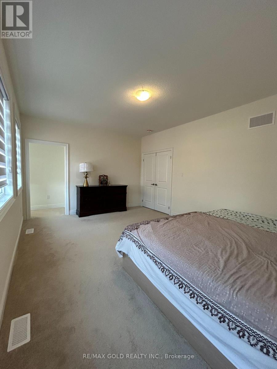 3318 Millicent Avenue, Oakville, Ontario  L6H 0Z8 - Photo 19 - W12365325