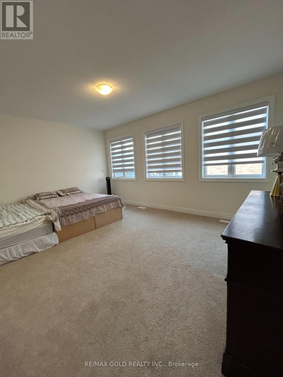 3318 Millicent Avenue, Oakville, Ontario  L6H 0Z8 - Photo 18 - W12365325