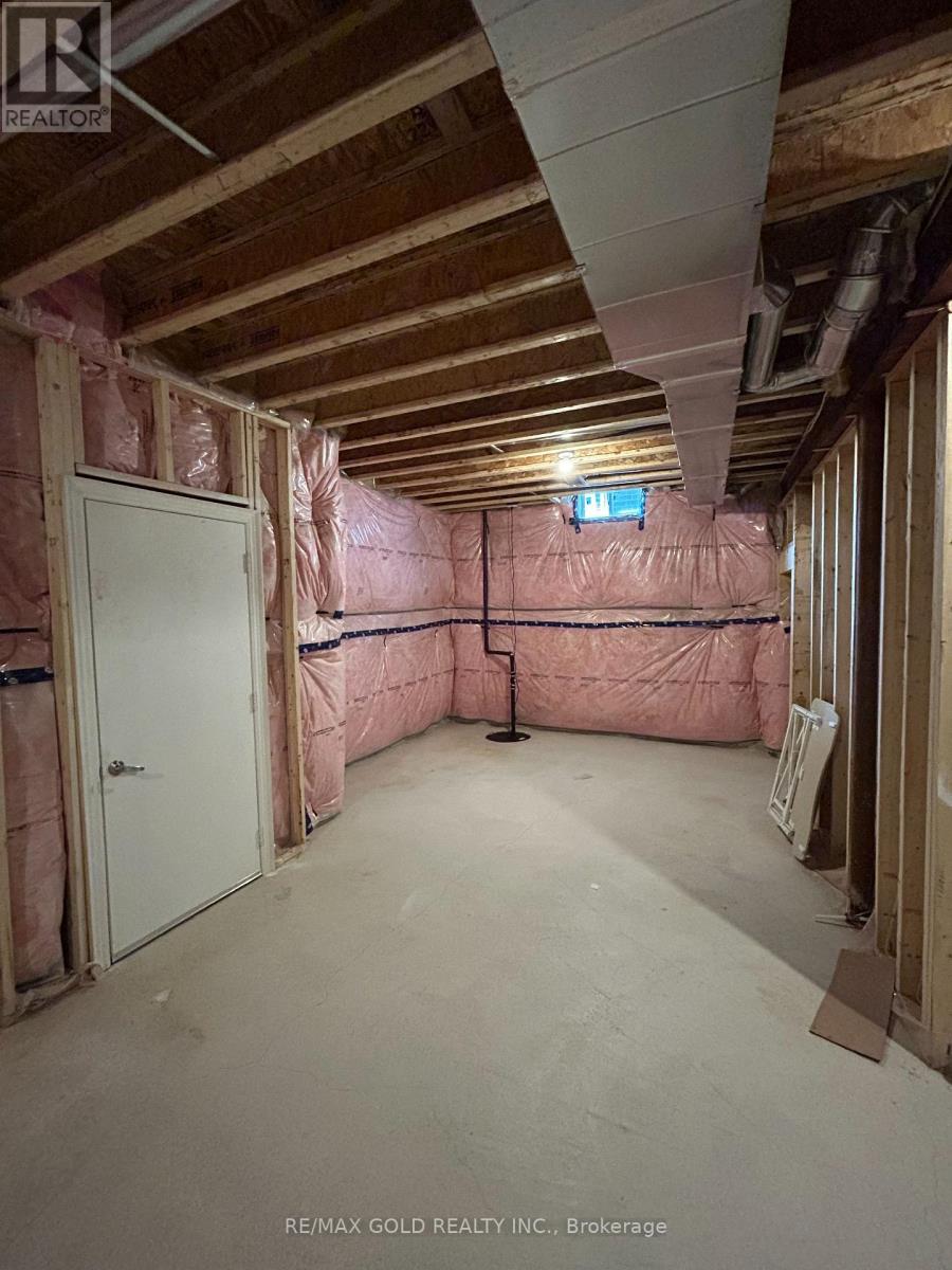 3318 Millicent Avenue, Oakville, Ontario  L6H 0Z8 - Photo 33 - W12365325