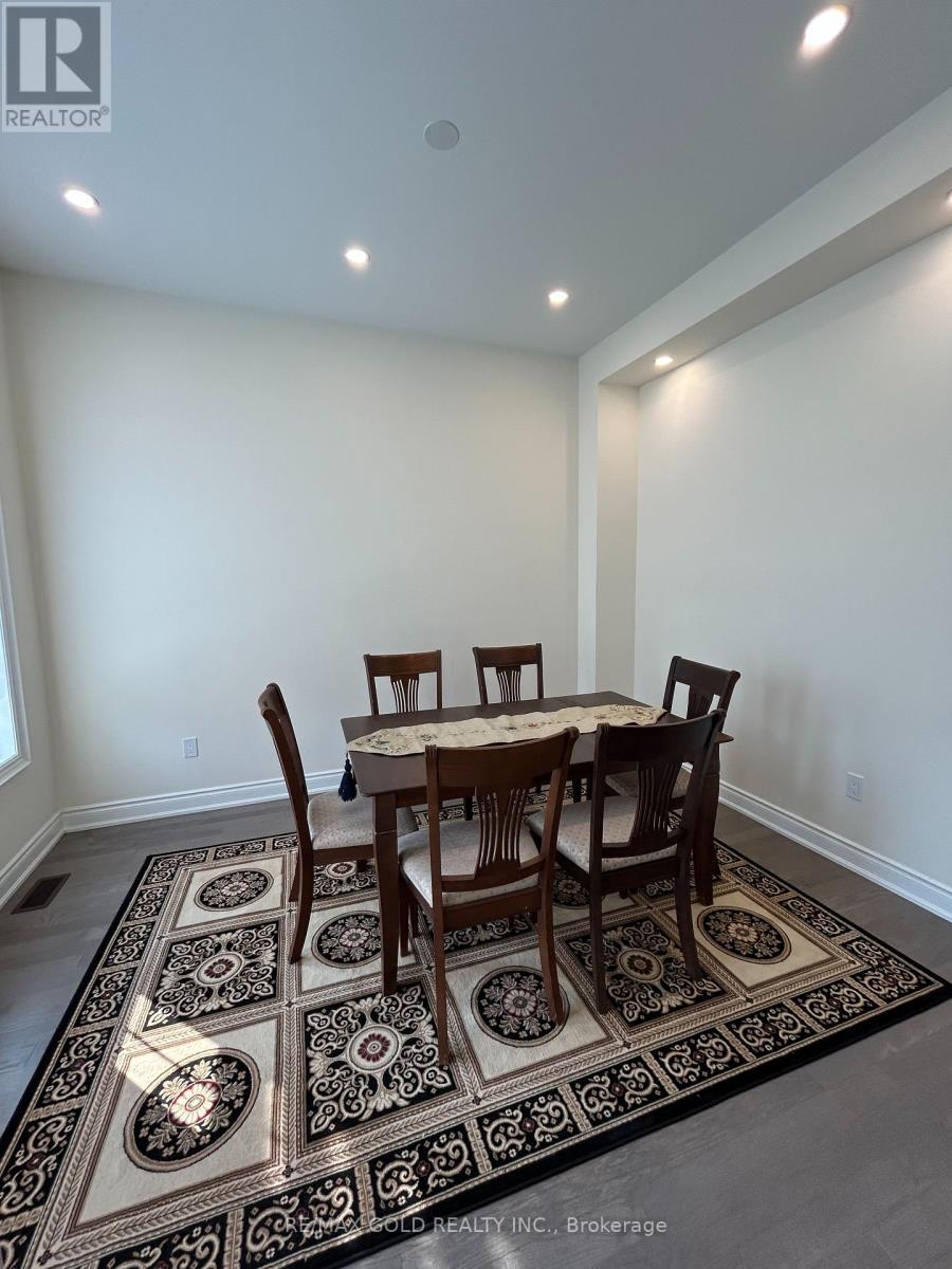 3318 Millicent Avenue, Oakville, Ontario  L6H 0Z8 - Photo 6 - W12365325