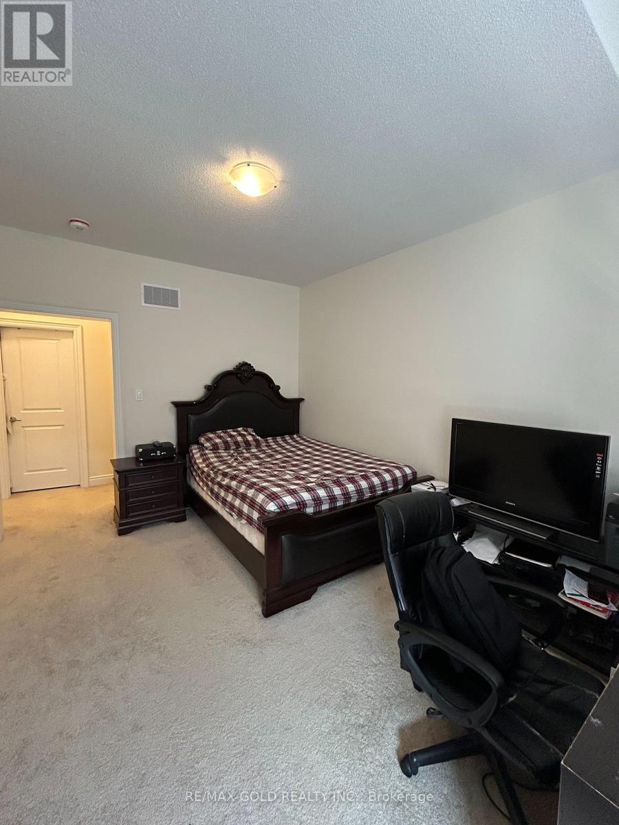 3318 Millicent Avenue, Oakville, Ontario  L6H 0Z8 - Photo 24 - W12365325
