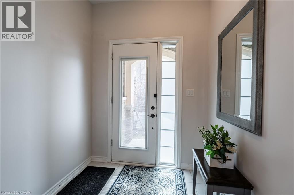 70 Borers Creek Circle, Hamilton, Ontario  L8B 1W3 - Photo 3 - 40756009