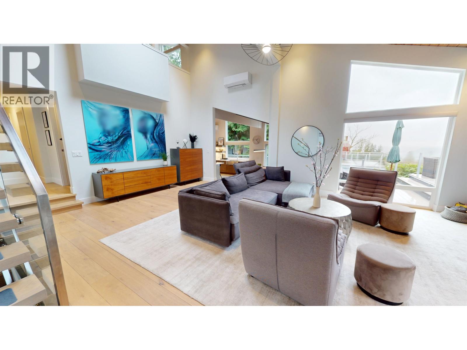 4062 Norwood Avenue, North Vancouver, British Columbia  V7N 3R3 - Photo 3 - R3042180
