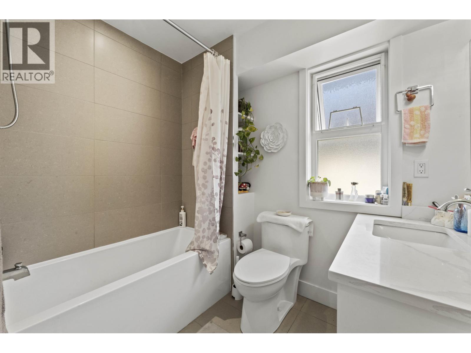 4 608 Ewen Avenue, New Westminster, British Columbia  V3M 0H6 - Photo 32 - R3042182
