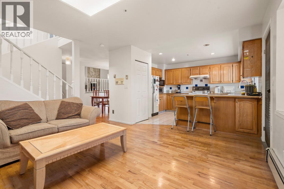 5543 Fleming Street, Vancouver, British Columbia  V5P 3G1 - Photo 12 - R3042187