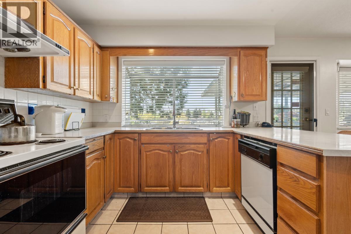 5543 Fleming Street, Vancouver, British Columbia  V5P 3G1 - Photo 14 - R3042187