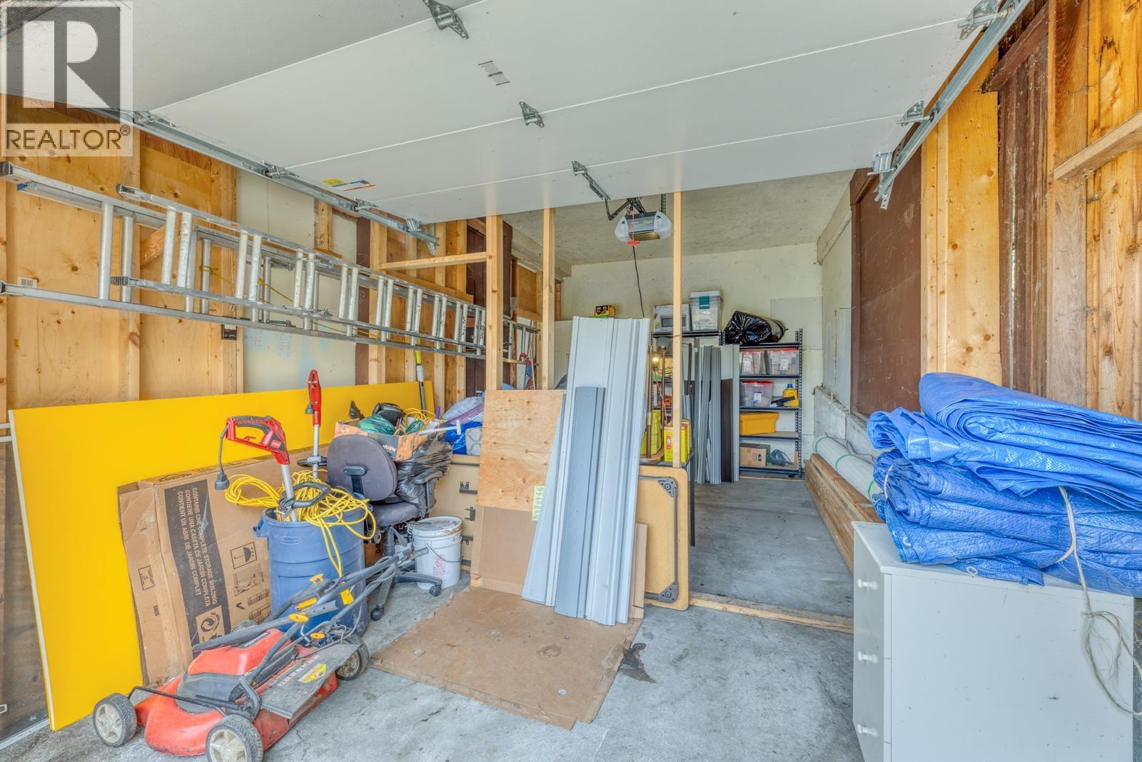 3302 E 5th Avenue, Vancouver, British Columbia  V5M 1P4 - Photo 12 - R3042210