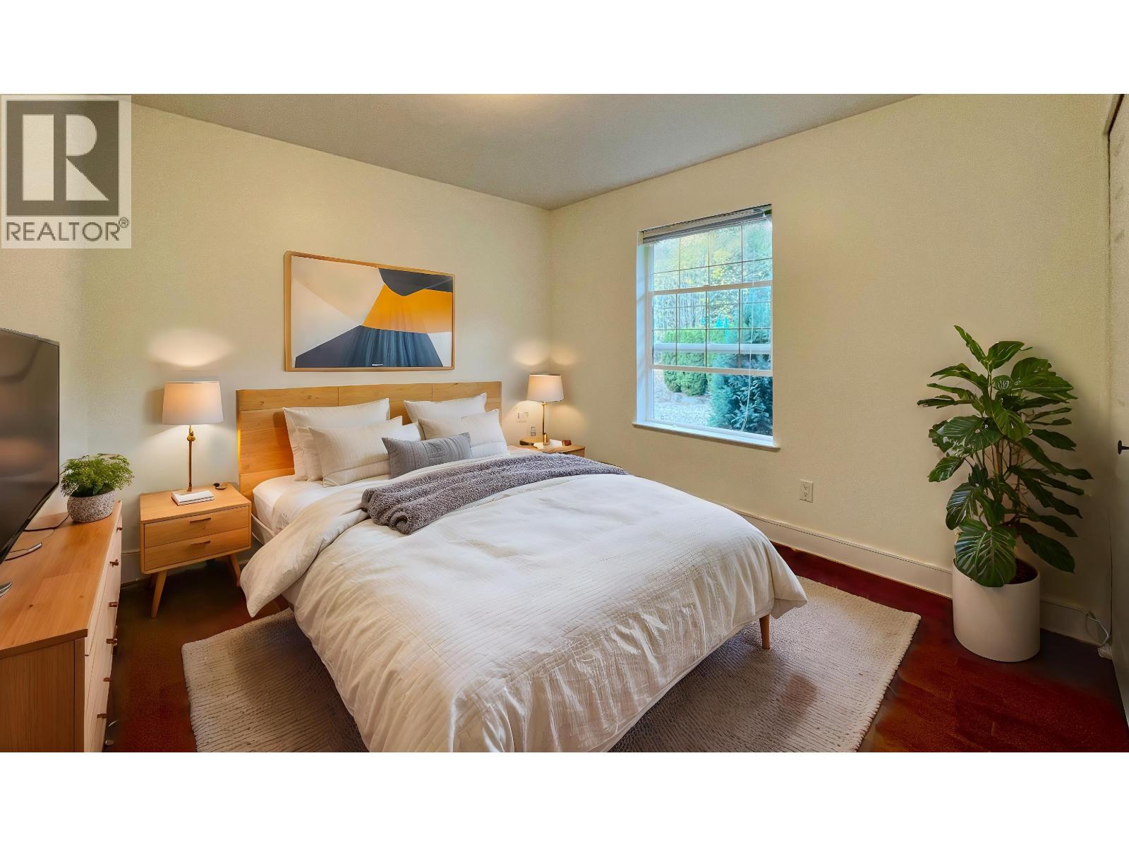 5916 St. Andrews Place, Sechelt, British Columbia  V7Z 0L7 - Photo 10 - R3042228