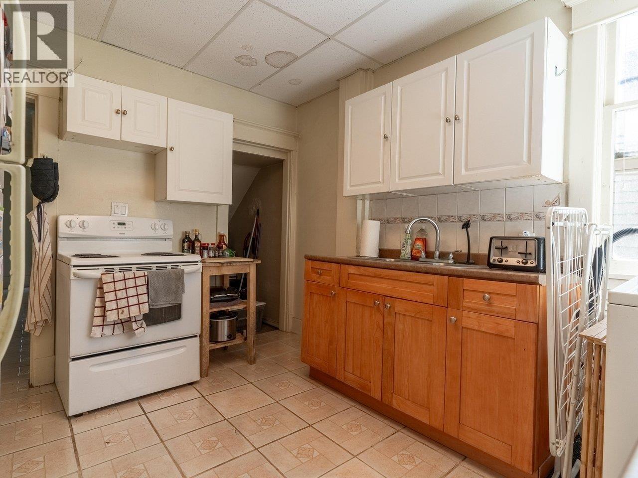 3347 W 8th Avenue, Vancouver, British Columbia  V6R 1Y3 - Photo 6 - R3042241