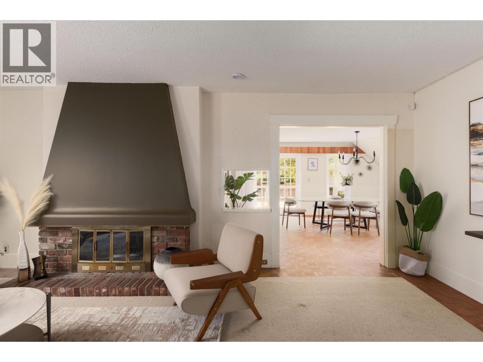 4138 W 13th Avenue, Vancouver, British Columbia  V6R 2T6 - Photo 4 - R3042294
