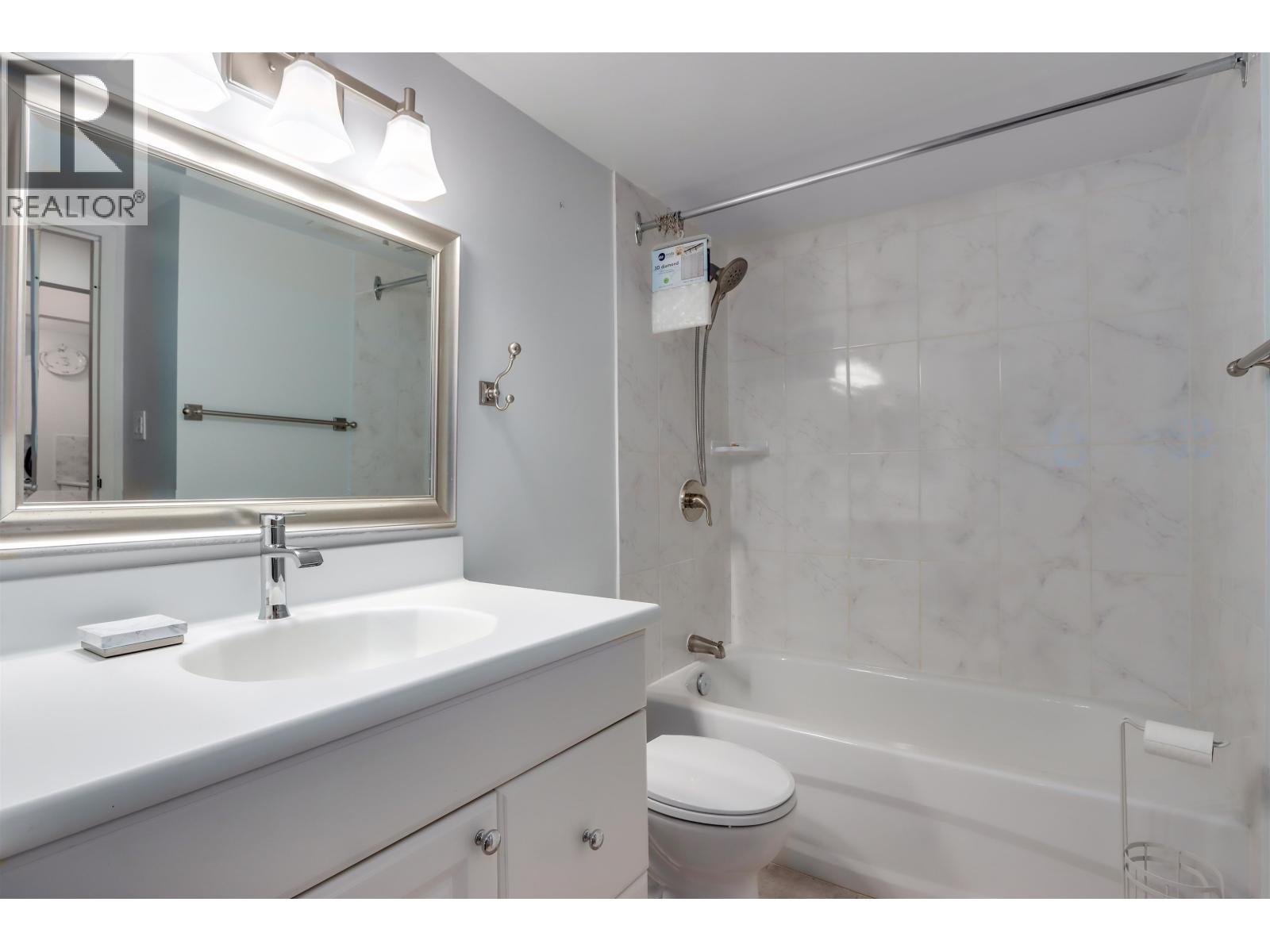 G04 1690 Augusta Avenue, Burnaby, British Columbia  V5A 2V6 - Photo 14 - R3042244