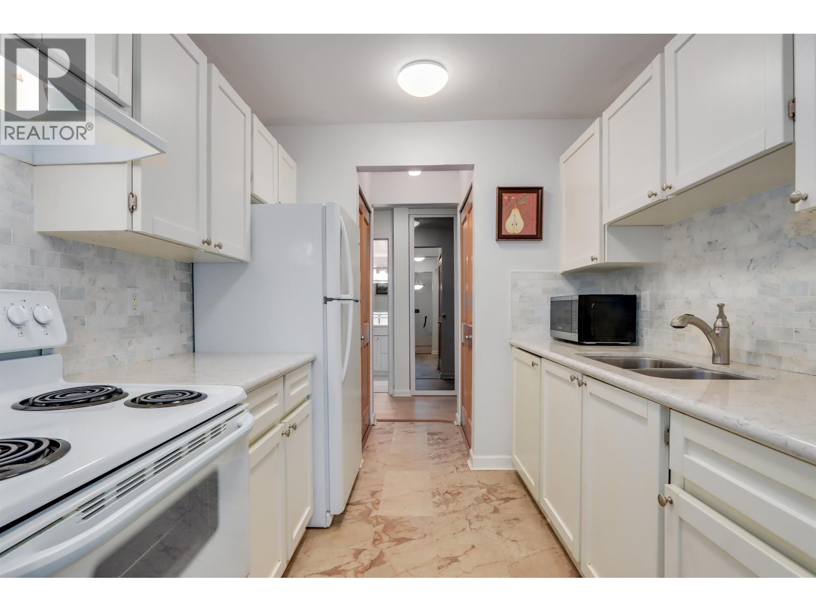 G04 1690 Augusta Avenue, Burnaby, British Columbia  V5A 2V6 - Photo 8 - R3042244