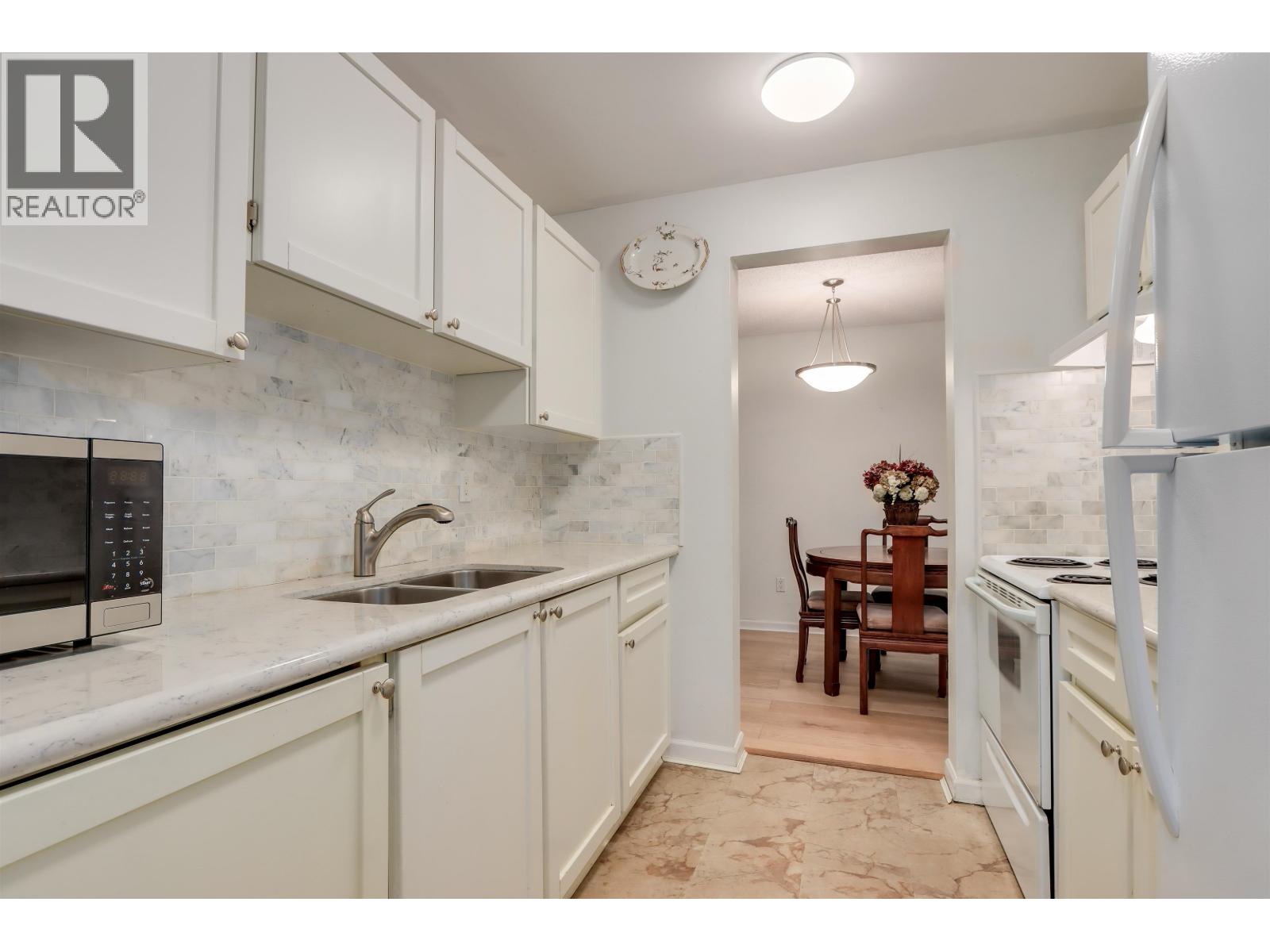 G04 1690 Augusta Avenue, Burnaby, British Columbia  V5A 2V6 - Photo 9 - R3042244