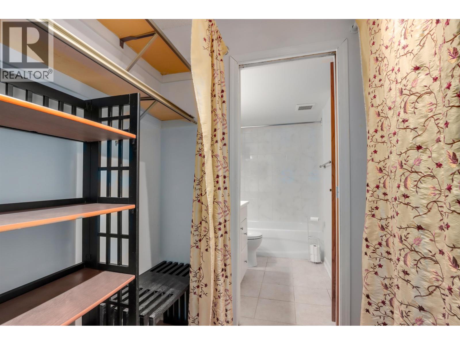G04 1690 Augusta Avenue, Burnaby, British Columbia  V5A 2V6 - Photo 12 - R3042244