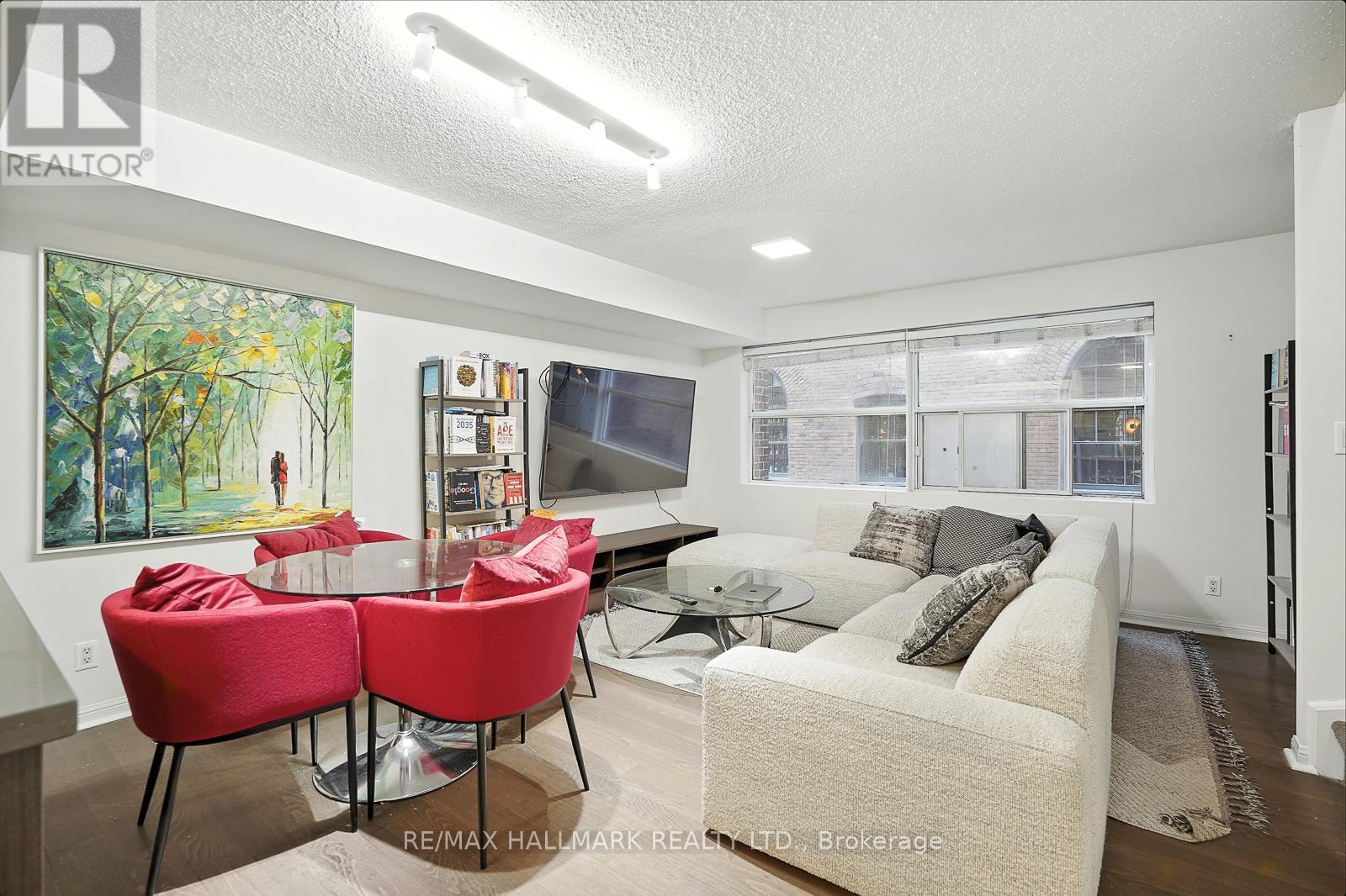 116 - 11 St Joseph Street, Toronto, Ontario  M4Y 3G4 - Photo 4 - C12375276